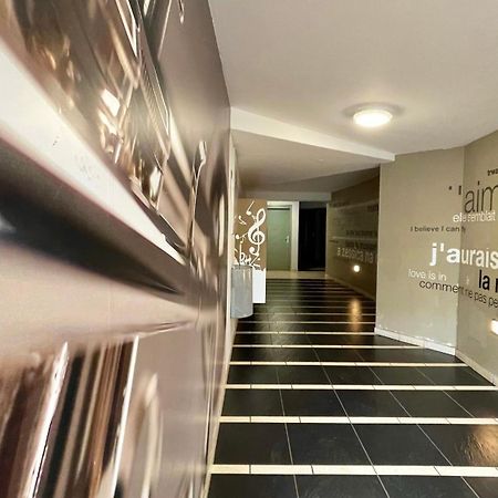 Studio Cosy Tout Equipe - Idealement Situe Saint-Denis Exterior foto